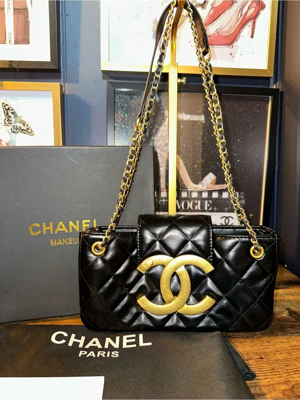 🖤 CC GWP Makeup bag Quilted Black Chain Shoulder Bag w/ Oversized CC  Hardware 🖤